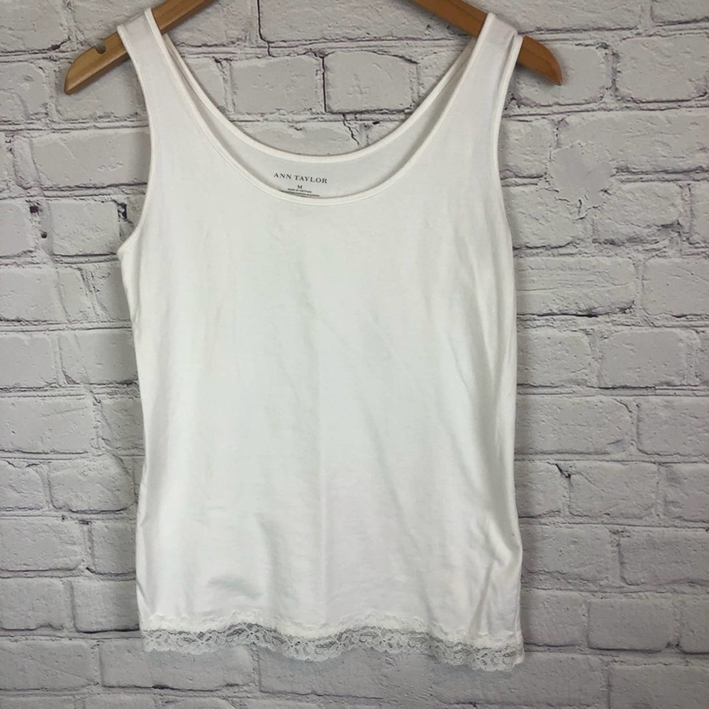 Ann Taylor Cami White Lace Trimmed Size Medium